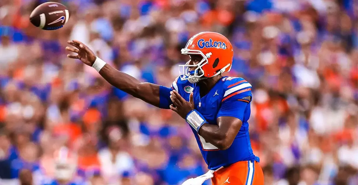 DJ Lagway throwing a pass in his college debut vs Samford